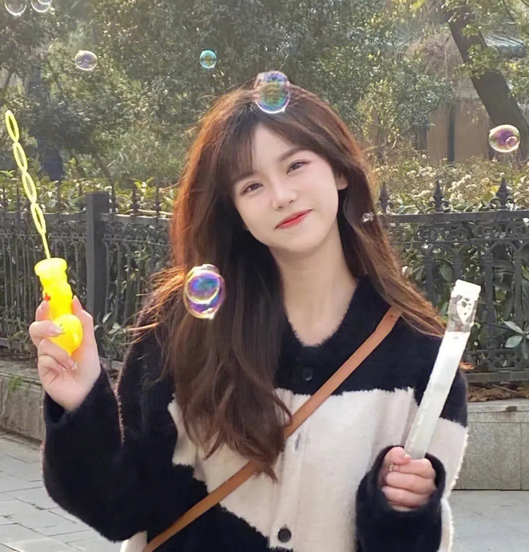 挣扎吧，亚当君